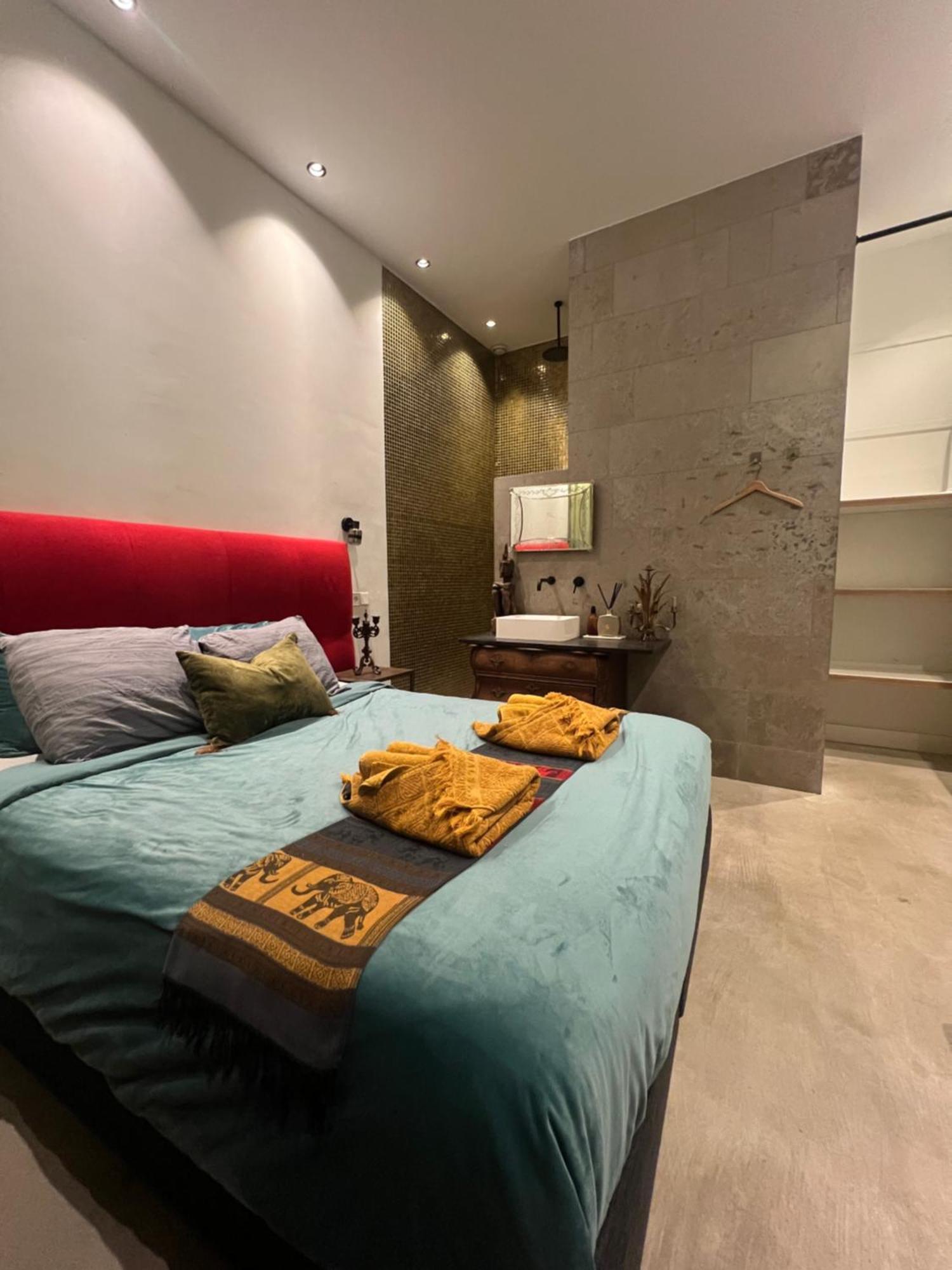 Bed and Breakfast Boutique Амстердам Экстерьер фото